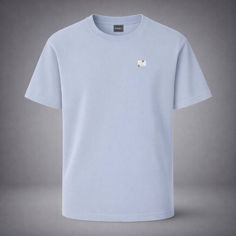 “Core Logo Powder Tee” / PIERO – ESSENTIAL PRESENCE